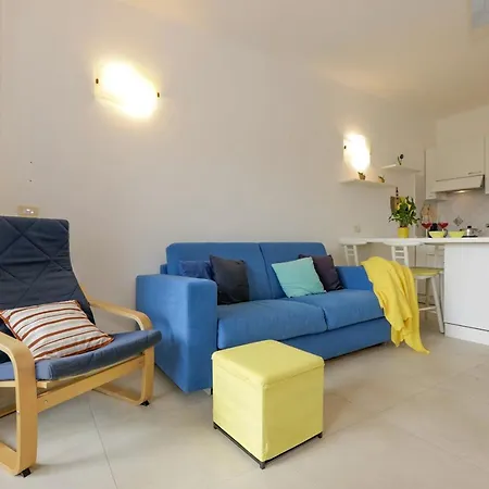 La Casa Di Giuliano Salina Bamba 아파트 산테오도로